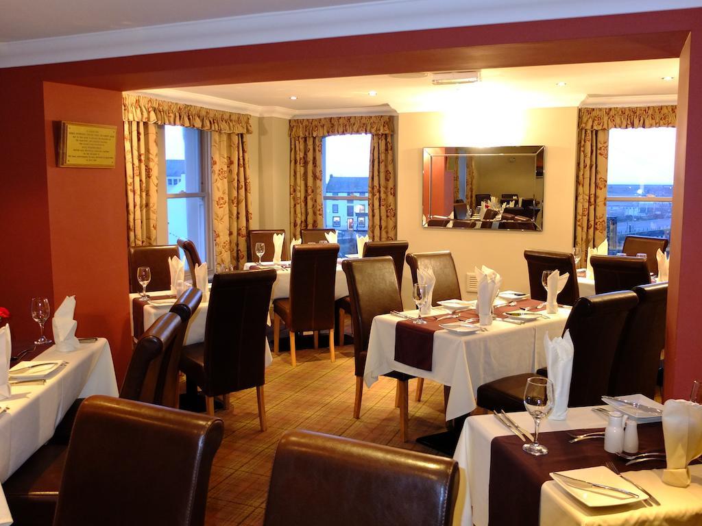 The Golden Lion Hotel Maryport Exterior photo
